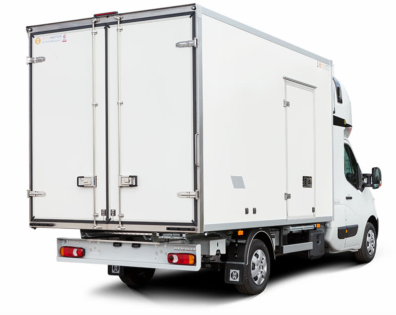 Chłodnia z zewnętrznym zasilaniem z kabiną Twin Cab L — zdjęcie 4 | Moto Wektor