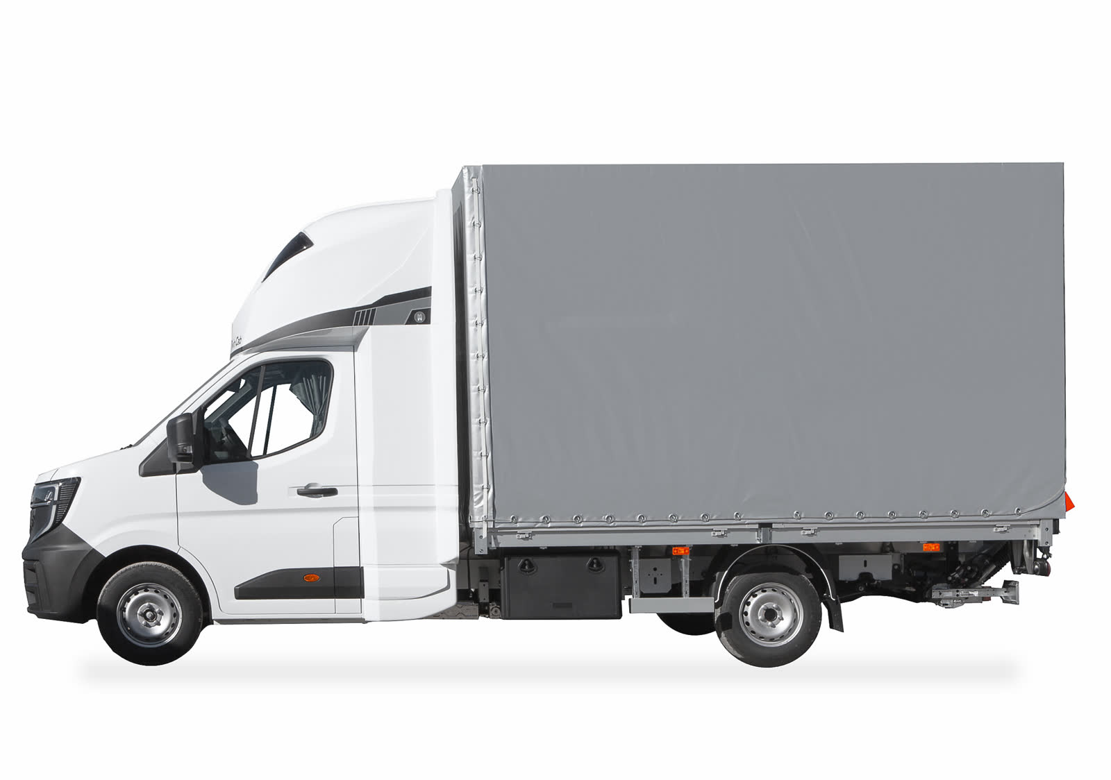 Twin Cab L z zabudową o szerokości wew. 2450mm na nowym Masterze — zdjęcie 3 | Moto Wektor