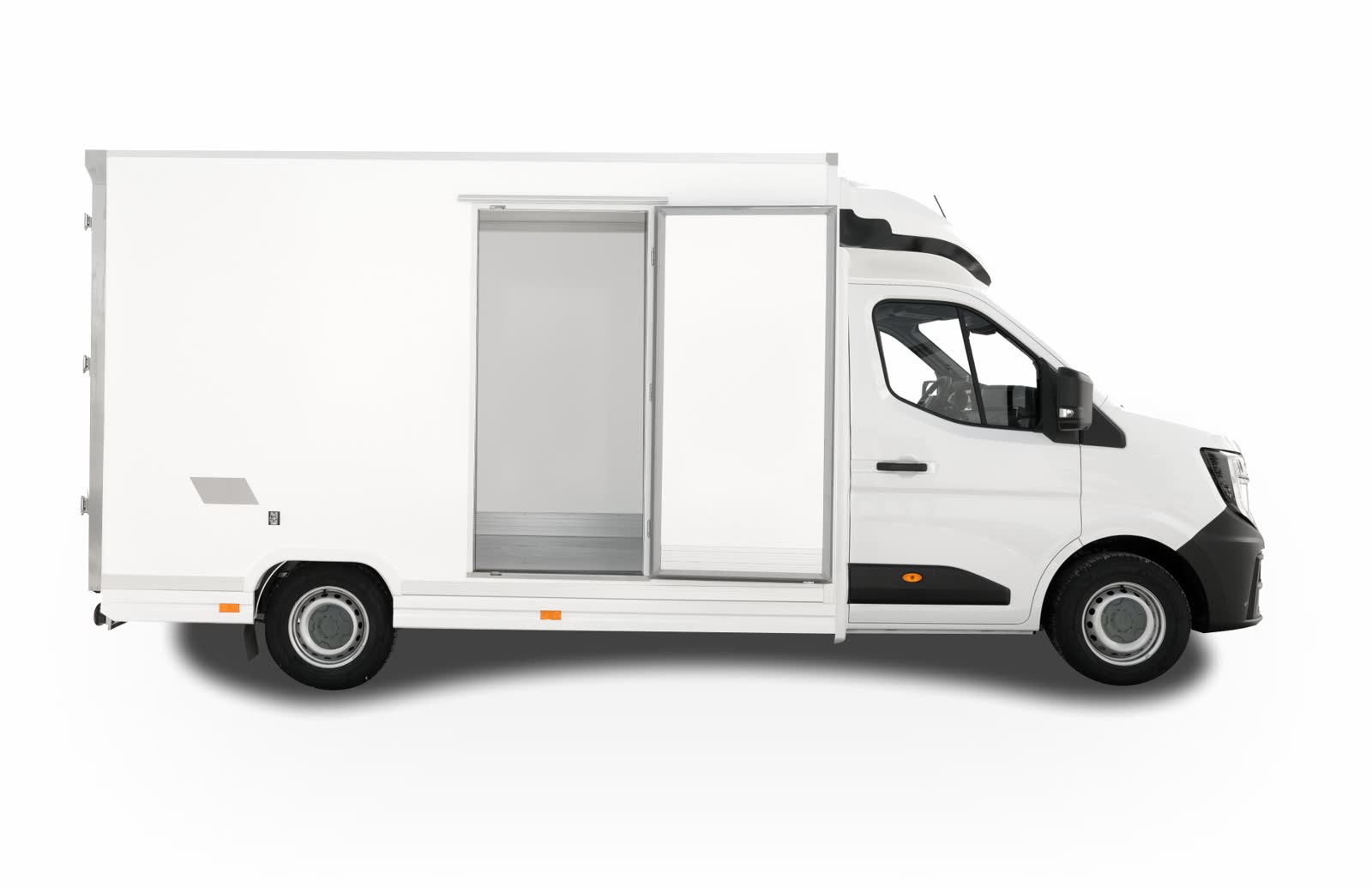 Izoterma na platformie Renault Master IV z dodatkowym pomieszczeniem — zdjęcie 3 | Moto Wektor
